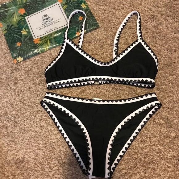 Cupshe Bikini - Picture 1 of 7